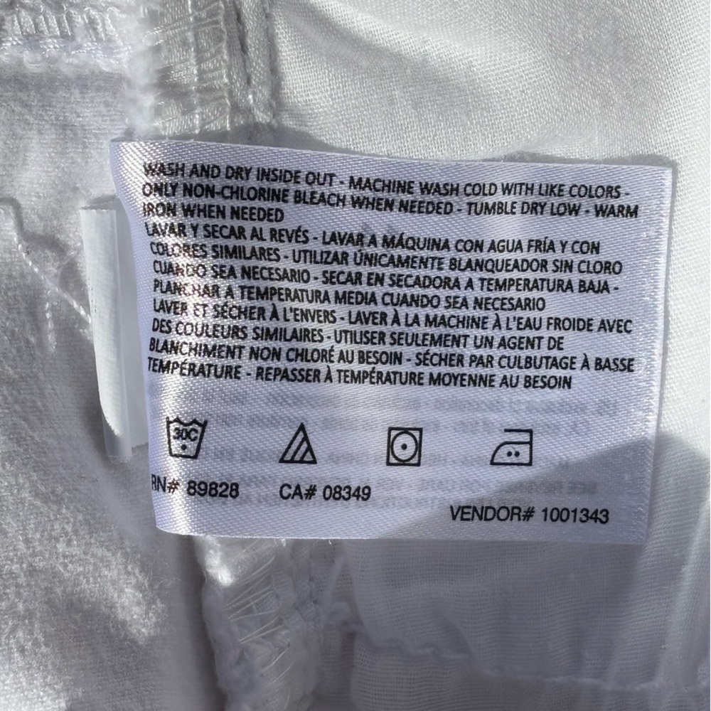 Nine West Jeans White Embroidered Chrystie Capri Women’s Size 14 💥Host Pick💥 - Picture 10 of 15